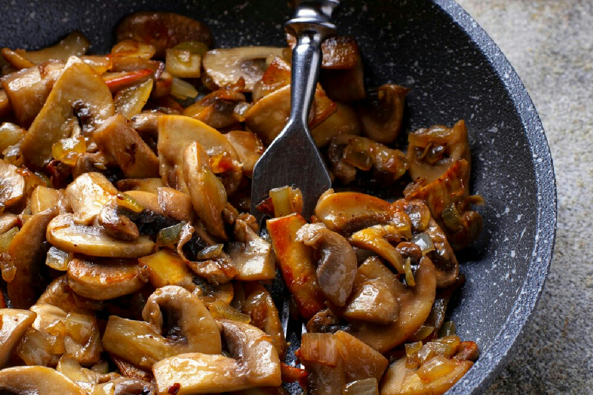 La ricetta ideale per funghi trifolati: un perfetto equilibrio tra tradizione e gusto in tavola